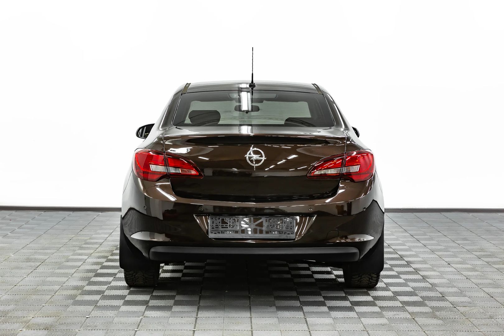 Opel Astra, J Рестайлинг, 2013 фото 5