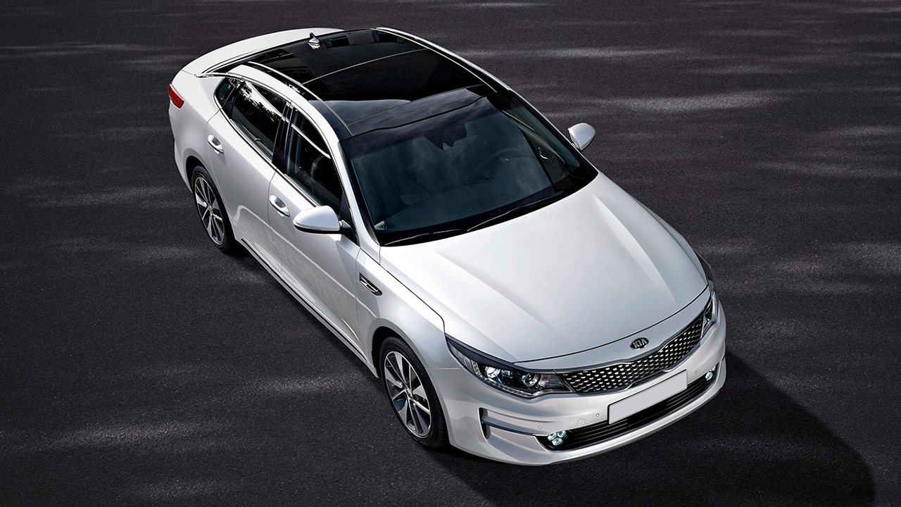 Фото Семйный автомобиль kia Optima