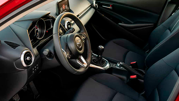 Фото Сиденья  mazda 2