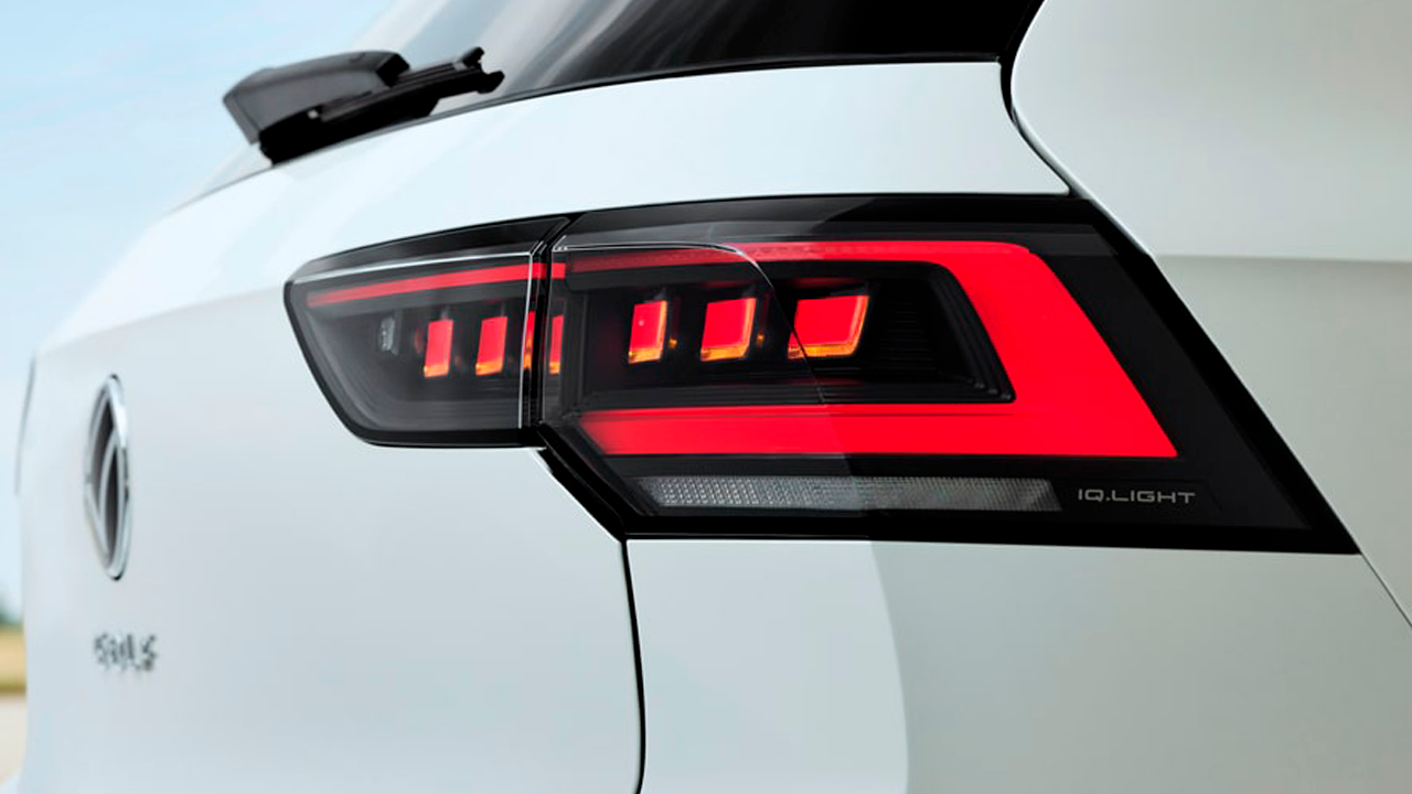 Задние фары