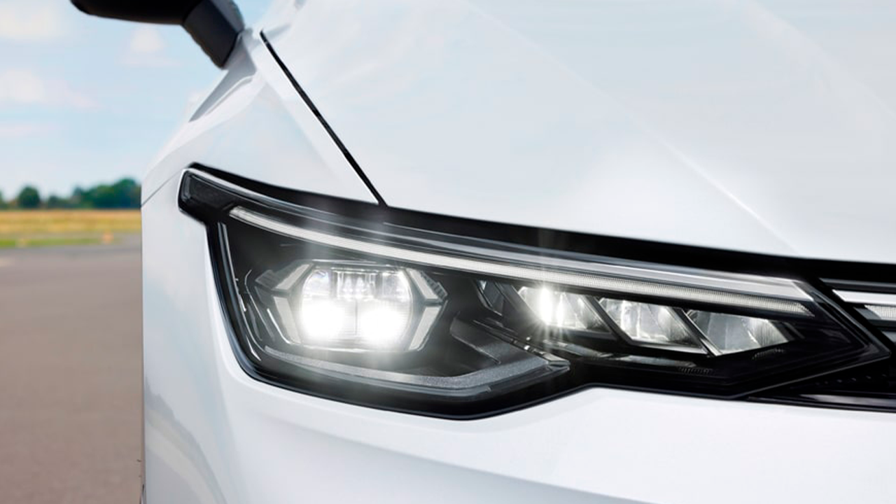 Передние фары