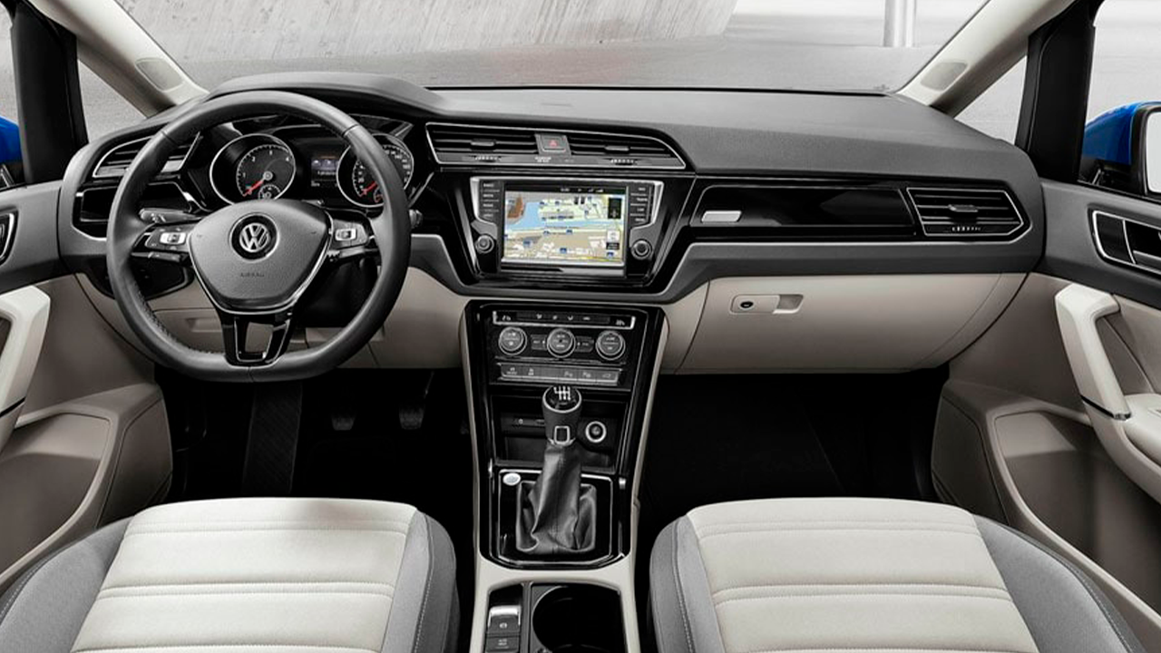 Фото Интерьер volkswagen Touran